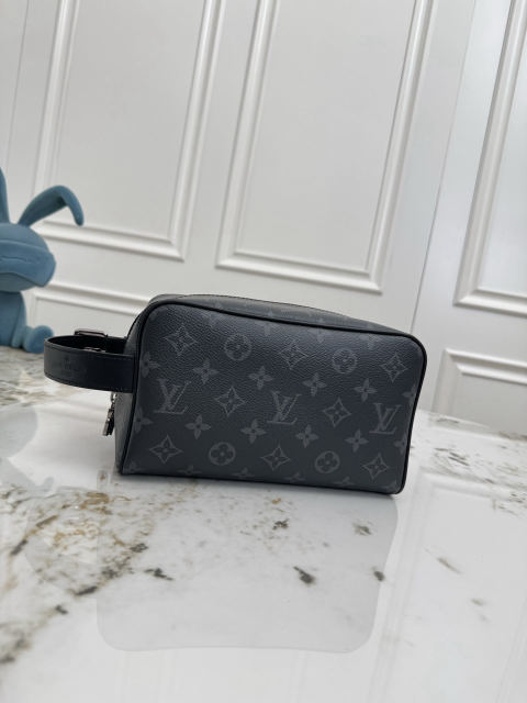 Locker Dopp Kit Toilet Bag