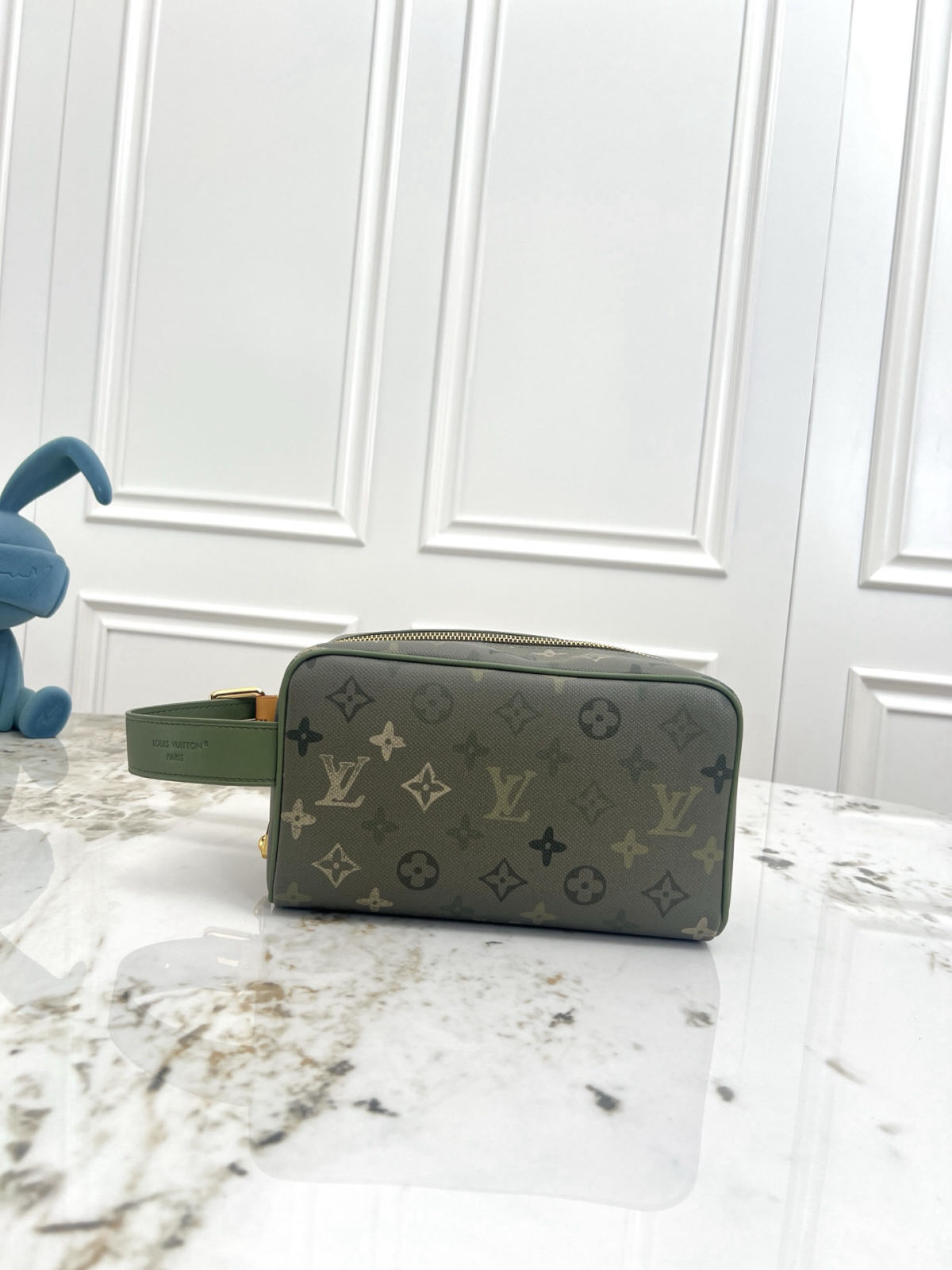 Locker Dopp Kit Toilet Bag