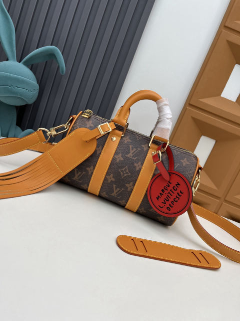 Keepall Bandouli��re handbag