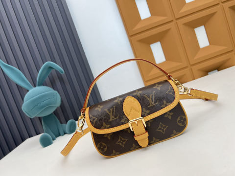 NANO DIANE handbags