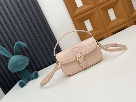 NEW Nano Diane handbag