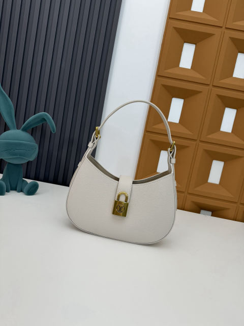 Low Key Shoulder Bag handbag