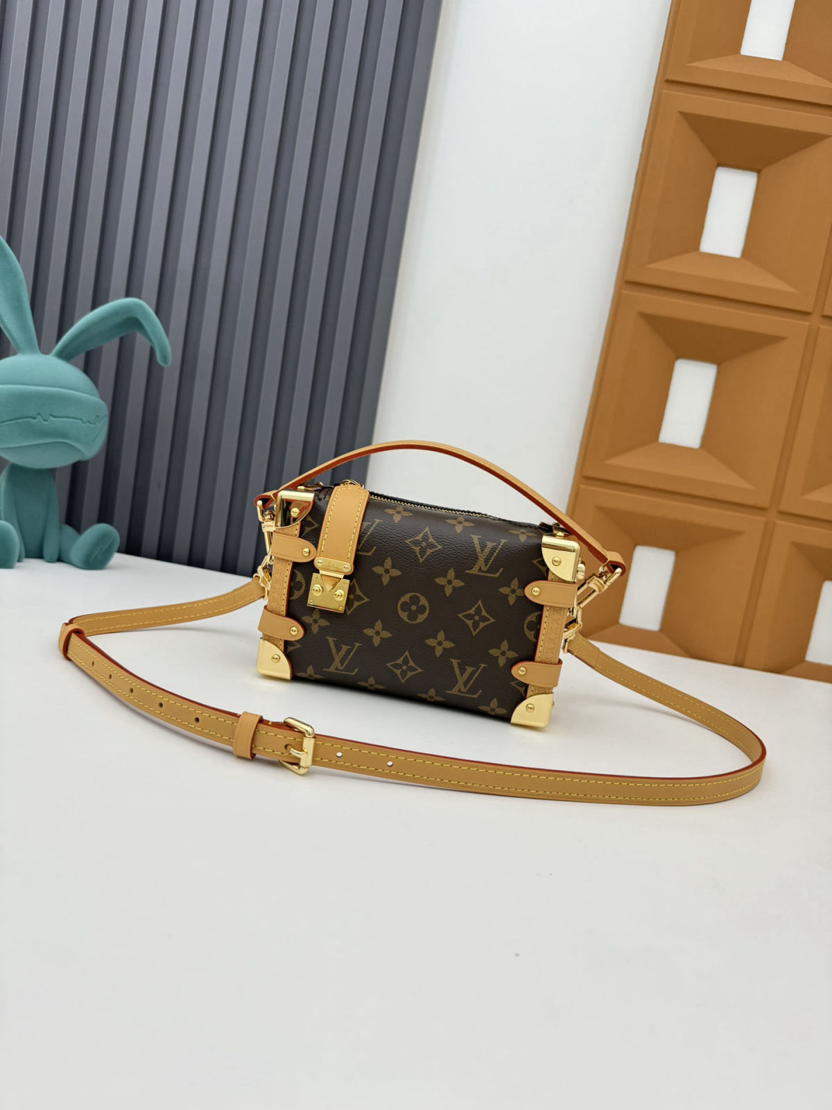 LV Cruise series