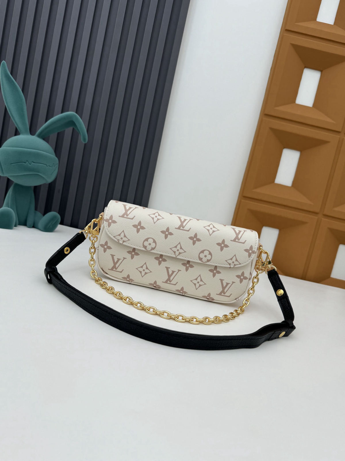 Wallet On Chain Ivy Handbag