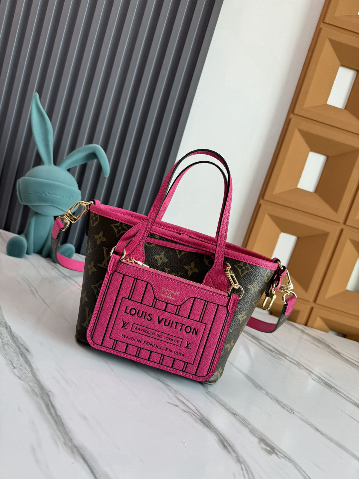 Neverfull Bandouli��re Inside Out BB Handbag