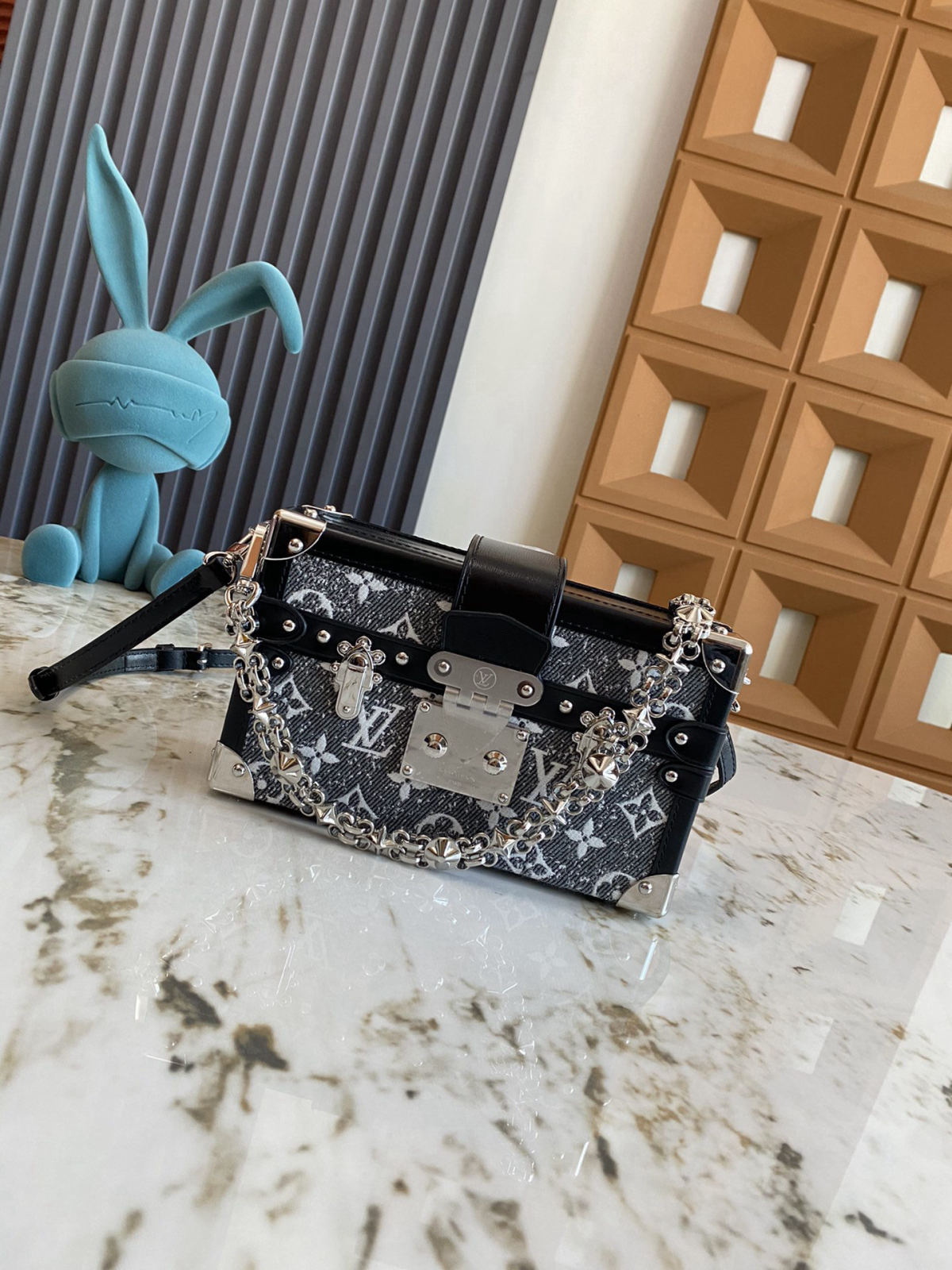 Petite Malle handbags