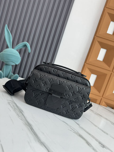 S Lock Messenger Bag