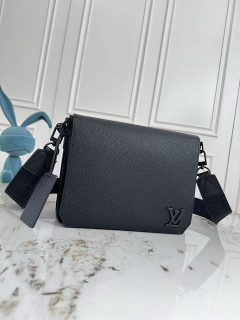 LV Aerogram messenger bag