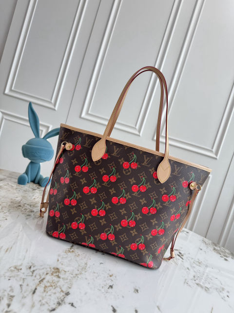 Neverfull Medium Handbag