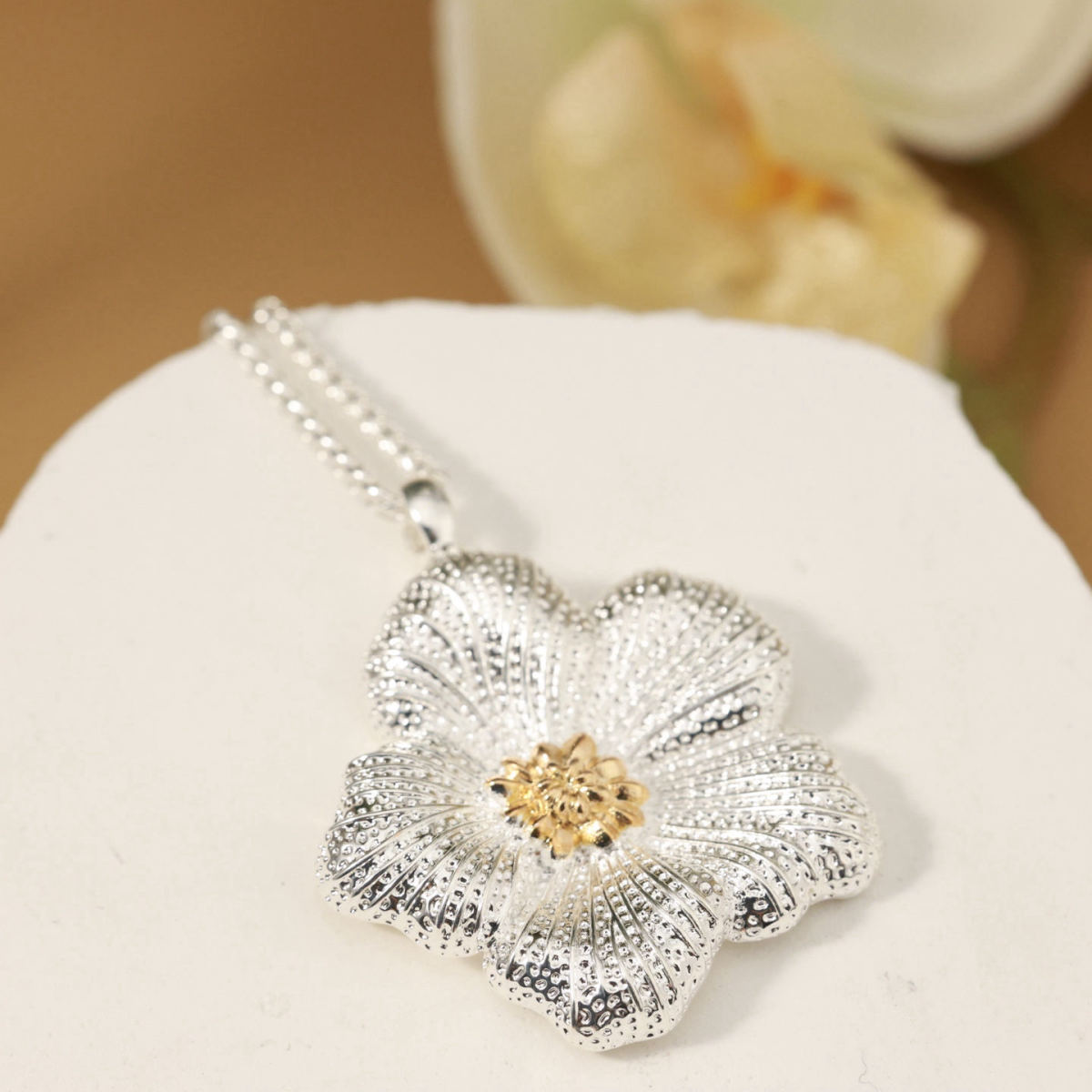 Buccellati retro court style necklace