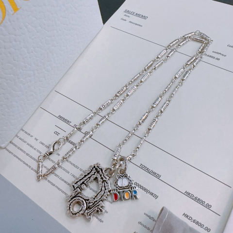 DIOR necklace