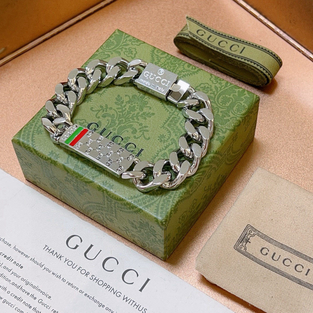 Gucci bracelet