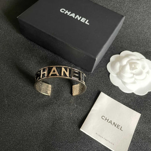 CHANEL double C letter bracelet