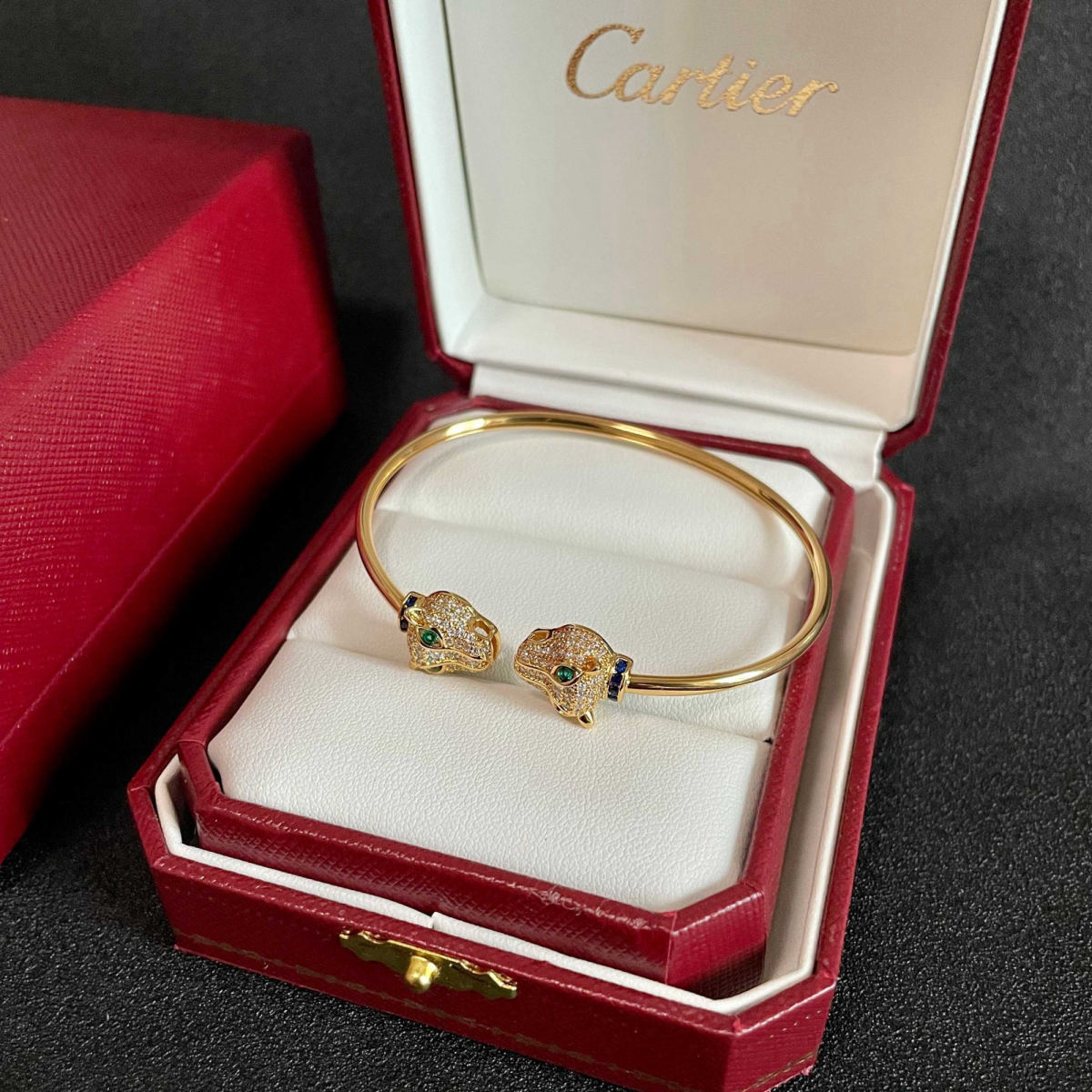 Cartier full diamond panther head diamond bracelet