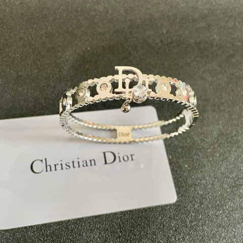 Dior's beautiful openwork diamond-encrusted bracelet