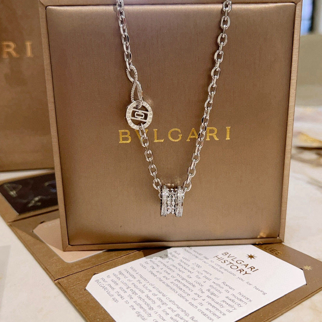 BVLGAR necklace
