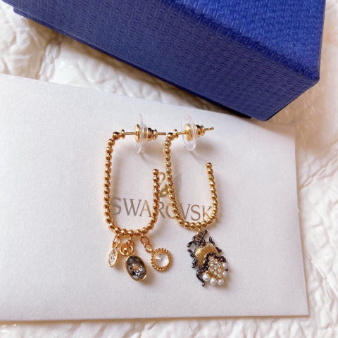 SWAROVSKIMAGNETIC Explore a Fantastic Realm: Gorgeous Golden Beetle Women's Earrings