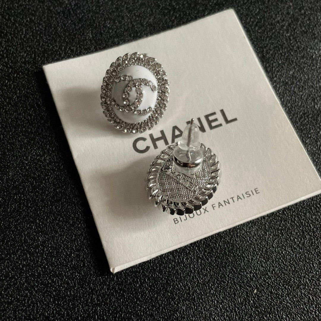 Chanel vintage earrings