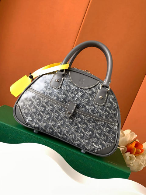 moynat Bowling Bag